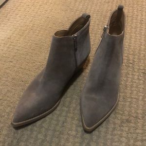 Marc Fisher Obrra Pointy Toe Tan Suede Booties 9M